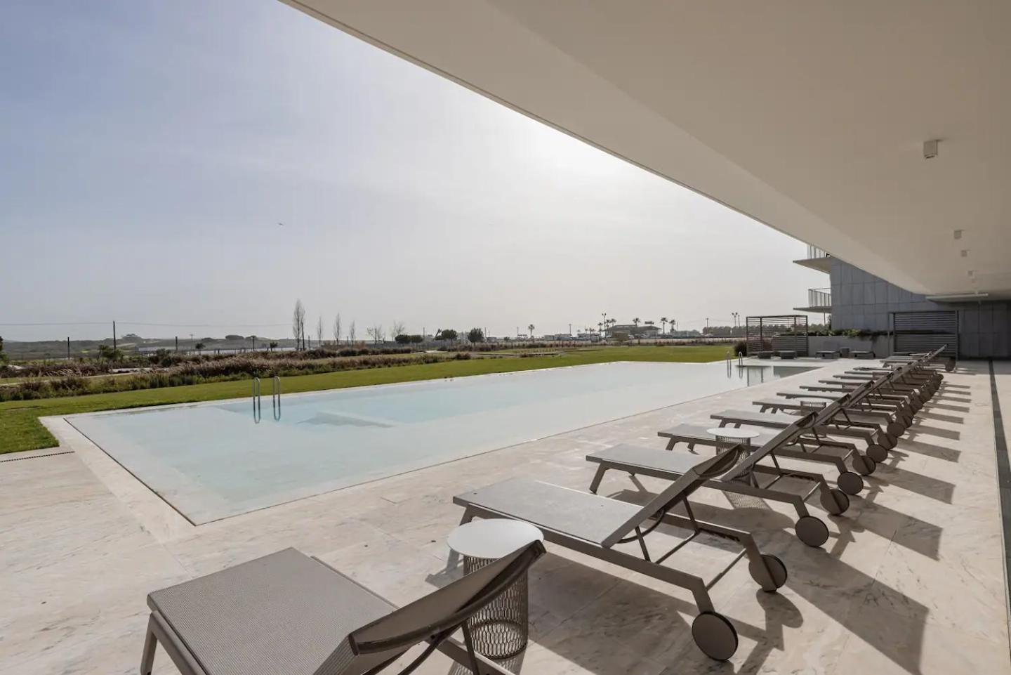 Bayline- Beachfront And Pool Armação de Pêra Exteriér fotografie